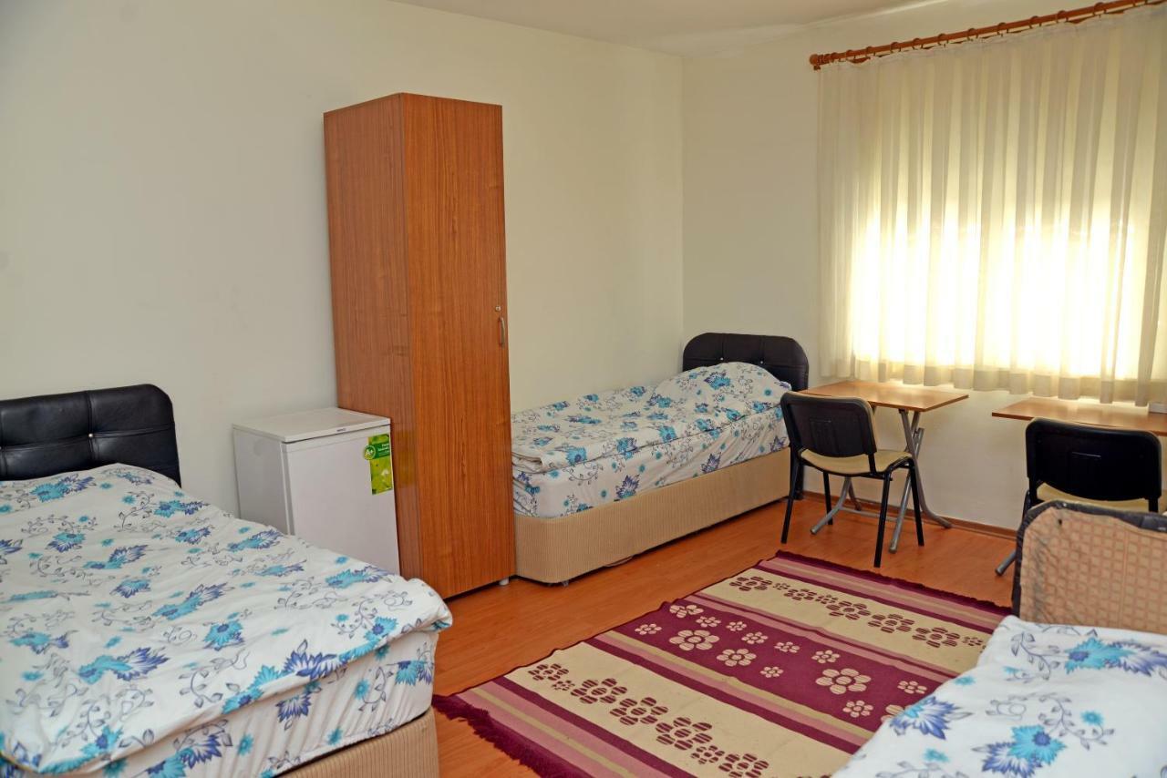 Vatan Yurt Hostel イスタンブール エクステリア 写真