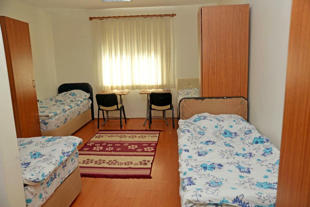 Vatan Yurt Hostel イスタンブール エクステリア 写真