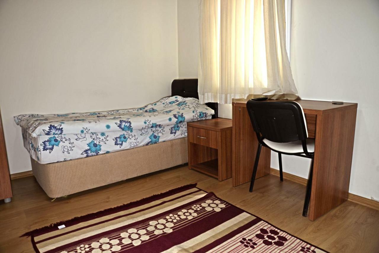 Vatan Yurt Hostel イスタンブール エクステリア 写真