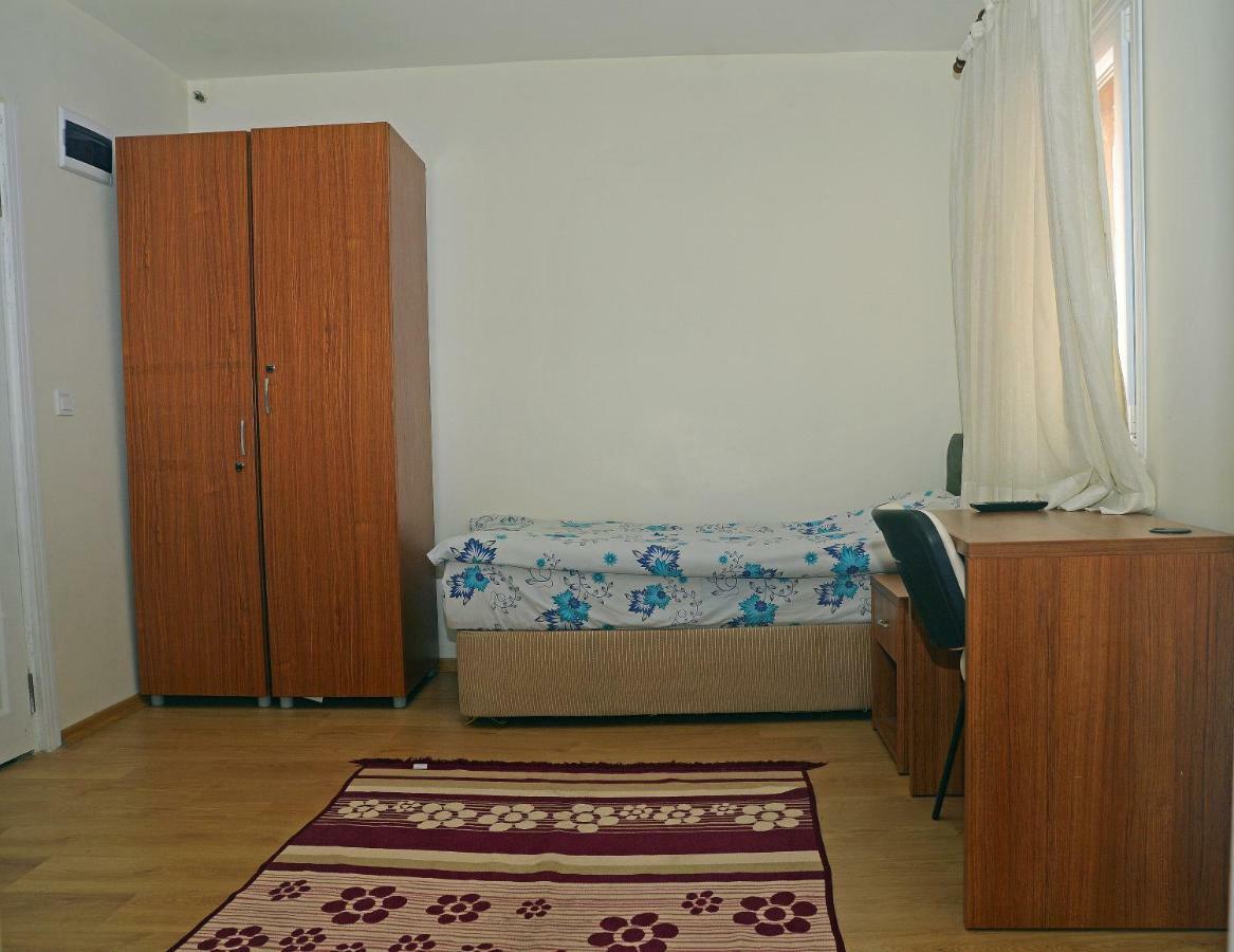Vatan Yurt Hostel イスタンブール エクステリア 写真