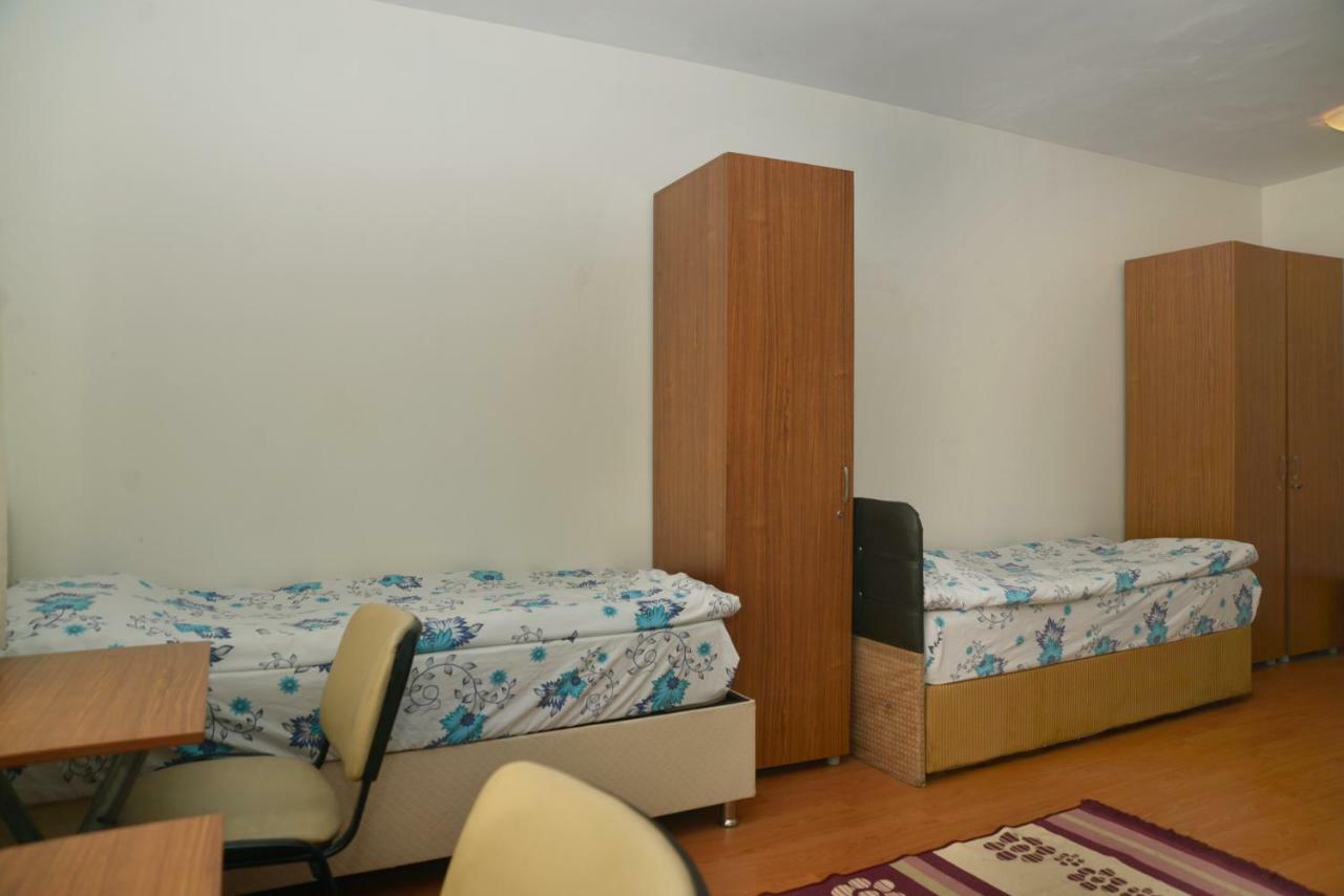 Vatan Yurt Hostel イスタンブール エクステリア 写真